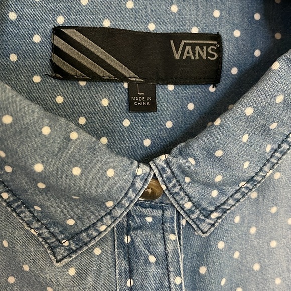 Vans denim chambray polka dot button down shirt - Picture 2 of 8